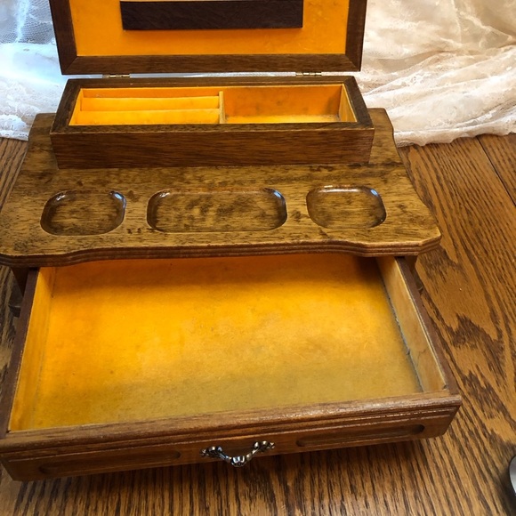 Vintage Men’s 2 Tier Wooden Valet from Kimco Jewelry Box Trinket Box - Picture 11 of 15